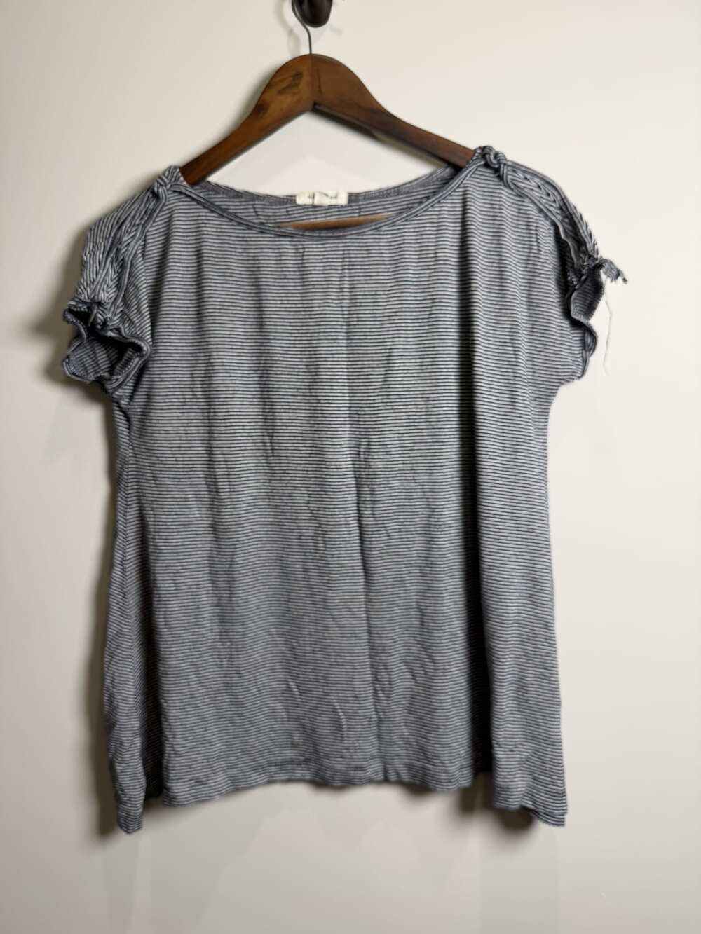 Max Studio Gray Striped Long-Sleeve Top with Ruched Shoulder Details, Size XS